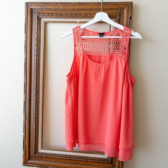 Torrid Top Sz 0 / 0X Coral Chiffon Tiered Layers Crochet Scoopneck Sleeveless - Picture 1 of 7